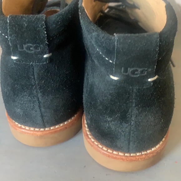 Ugg men boots - Picture 2 of 4